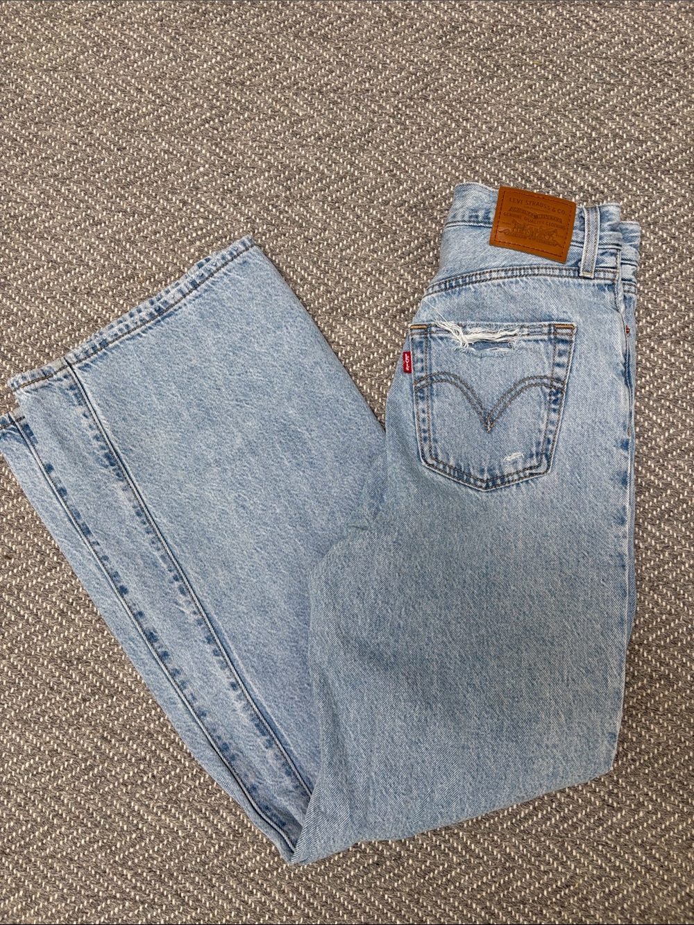 LEVI’S Ribcage Wideleg Jeans - Picture 2 of 12
